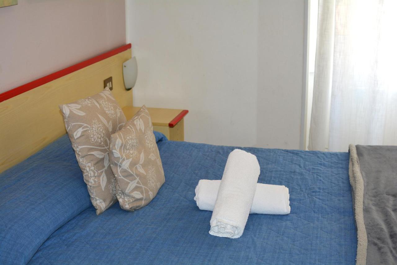 Hotel La Madunina Varazze Εξωτερικό φωτογραφία